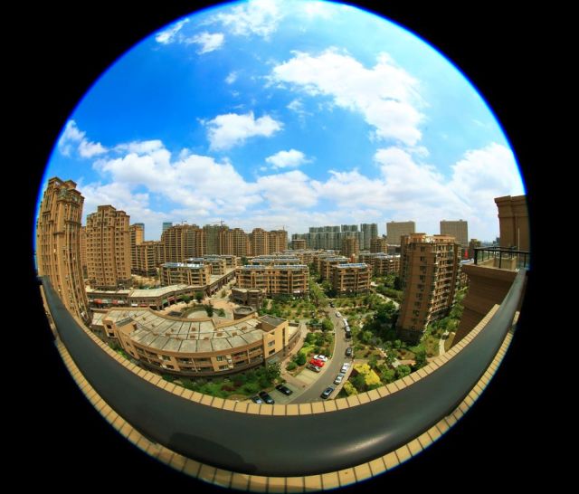 如果是一點(diǎn)透視的話(huà)，兩邊視角的物體是絕對(duì)看不到的。.jpg